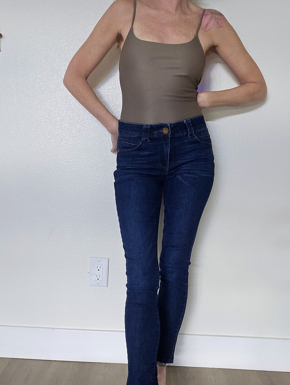 💙NWOT Democracy Dark Wash Stretch Skinny Jean